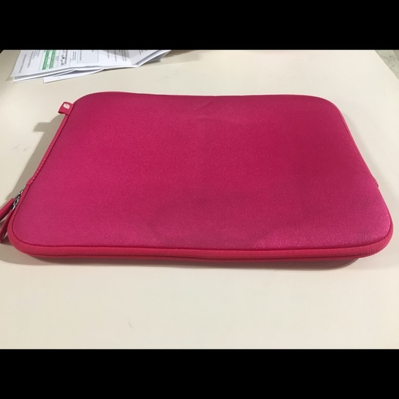 InCase Laptop Sleeve Pink 14” - Picture 7 of 8